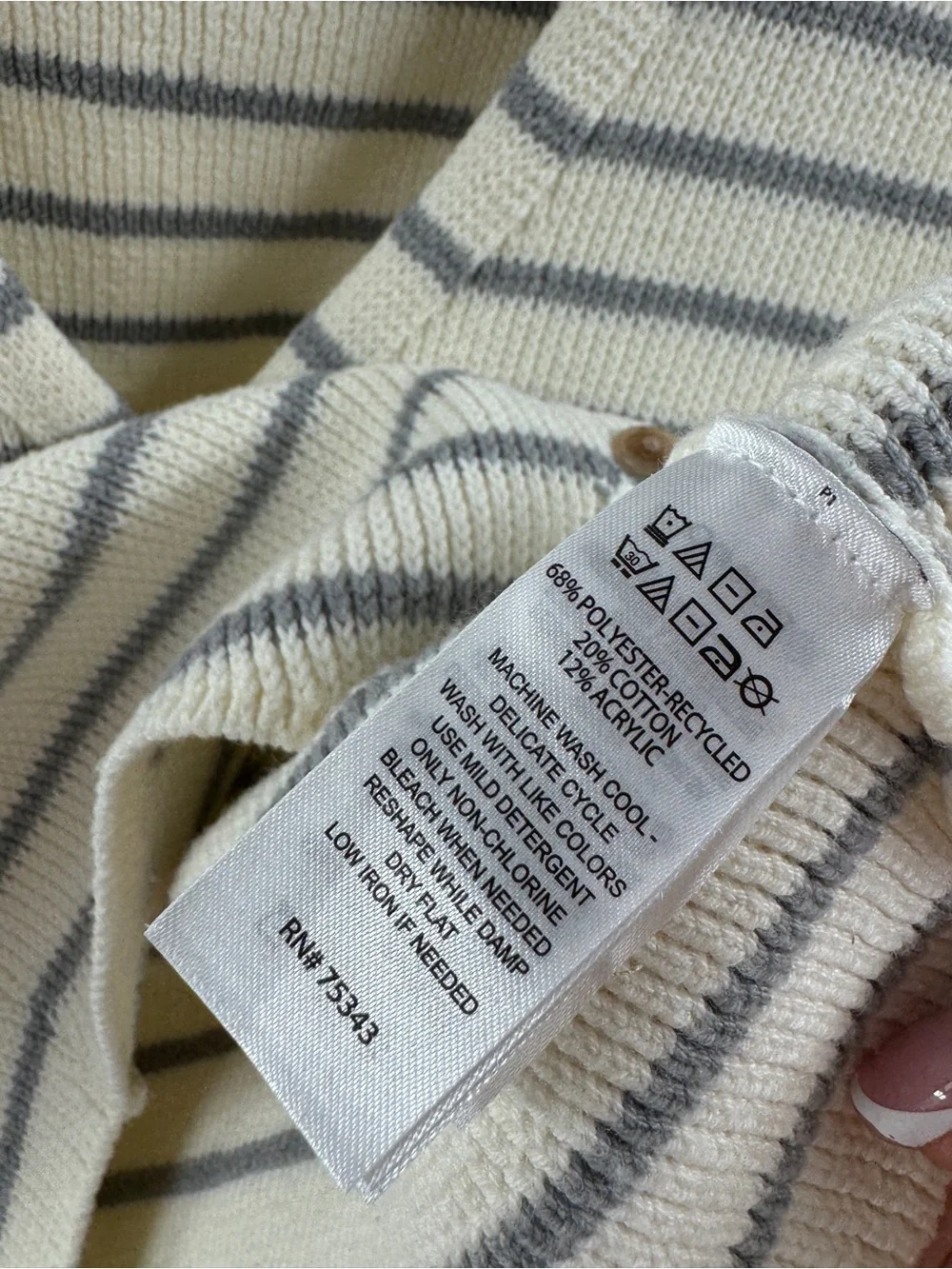 Sincerely Jules Striped Sweater Vest – Women's Large - Picture 5 of 8
